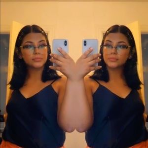 Meet your Posher, Connie